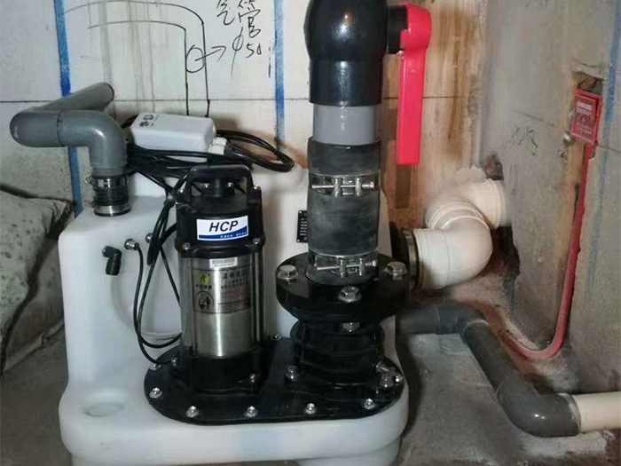别墅专用污水提升器安装现场
